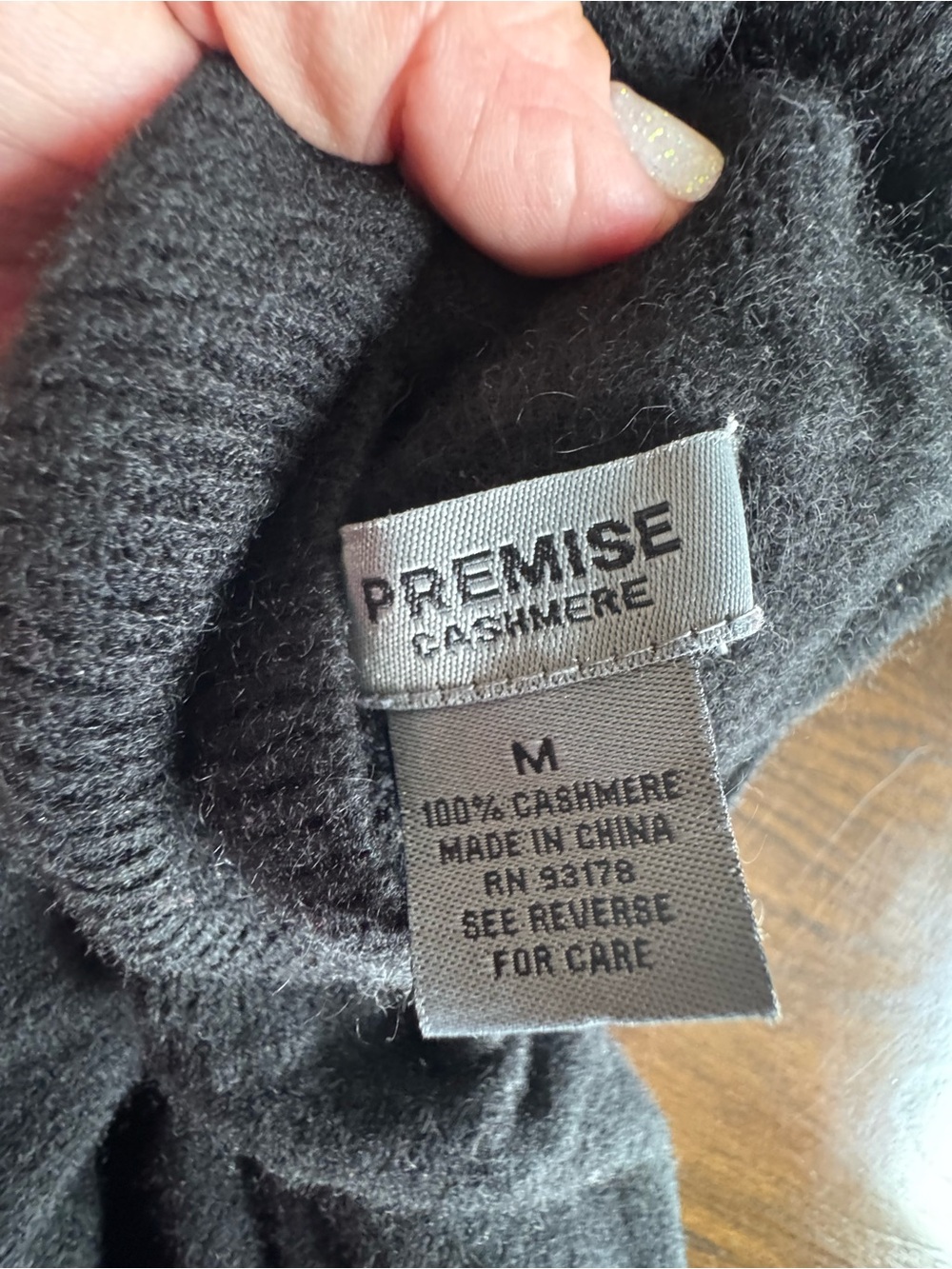 Woman’s Black Cashmere Sweater
